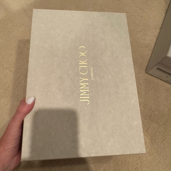 Jimmy Choo Wine Size 7B Very Gently Worn Beautiful Sparkly Heels - Picture 3 of 9